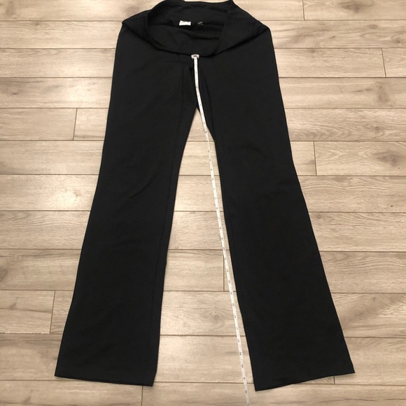 Uniqlo Women Black Active Pants M - Picture 2 of 5